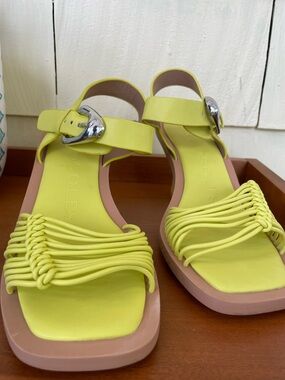 Women’s Aerosole Green Sheen Faux Leather NWOT